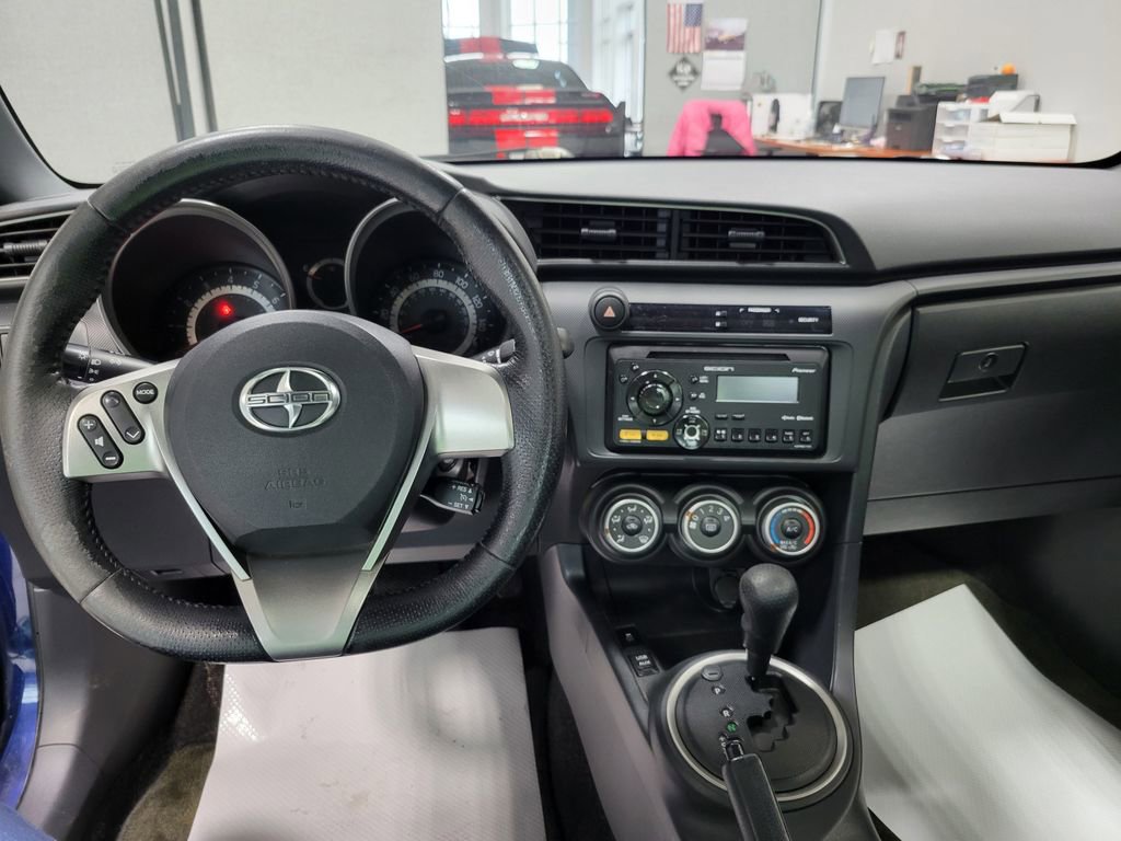 Used 2012 Scion tC FWD image 25