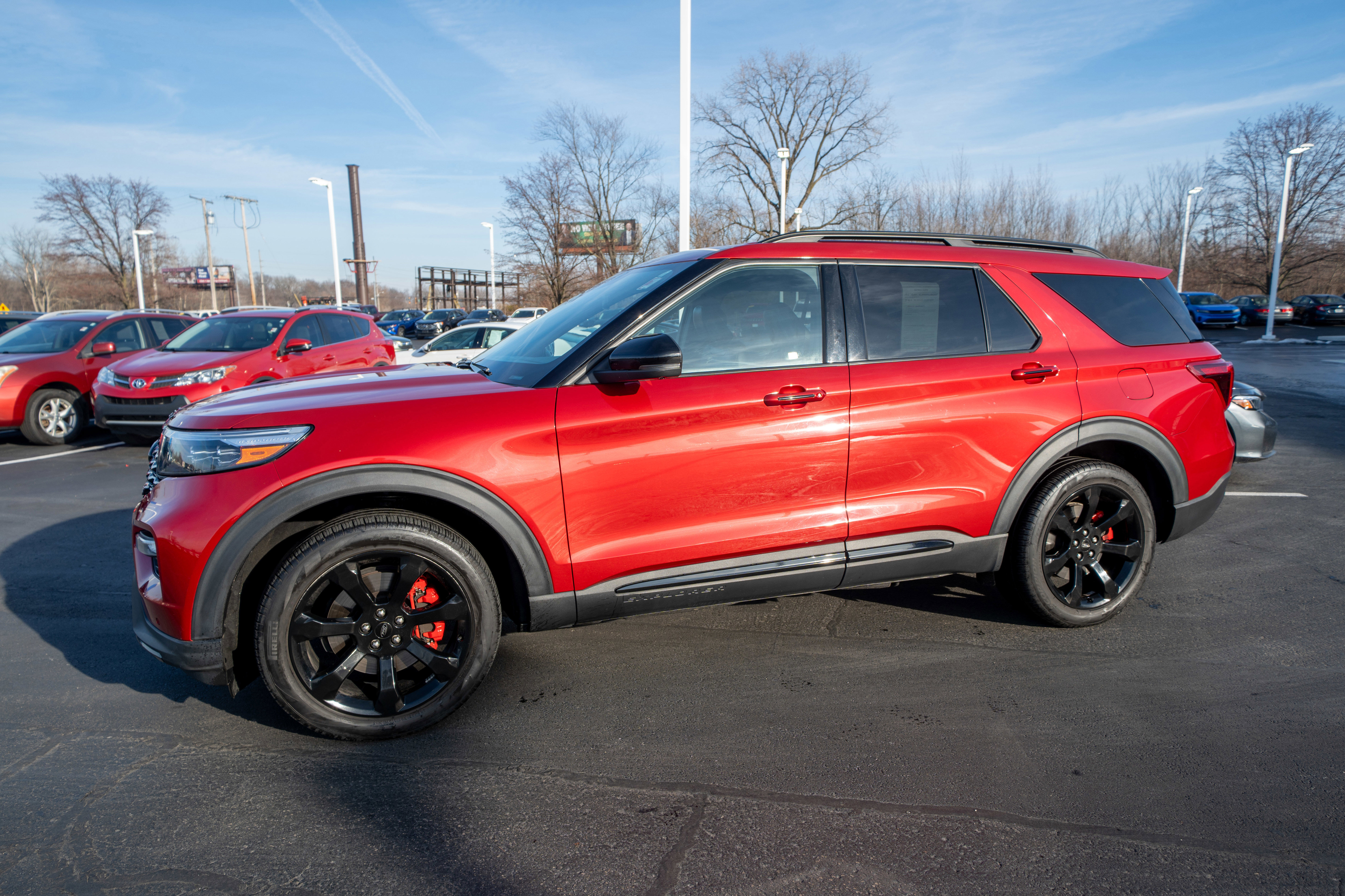 Used 2023 Ford Explorer ST w/ Equipment Group 401A image 3