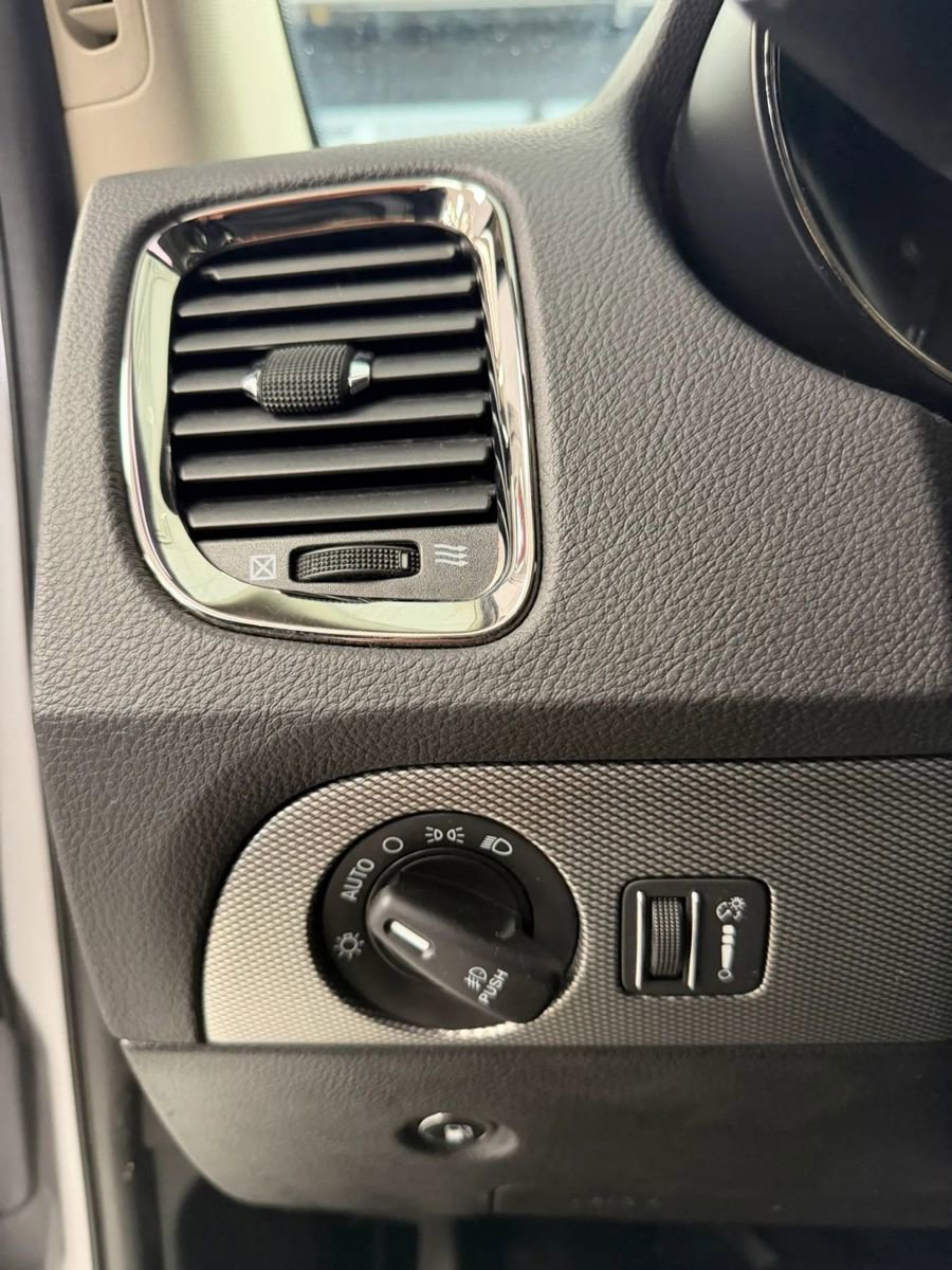 Used 2018 Dodge Durango GT AWD/4WD image 21