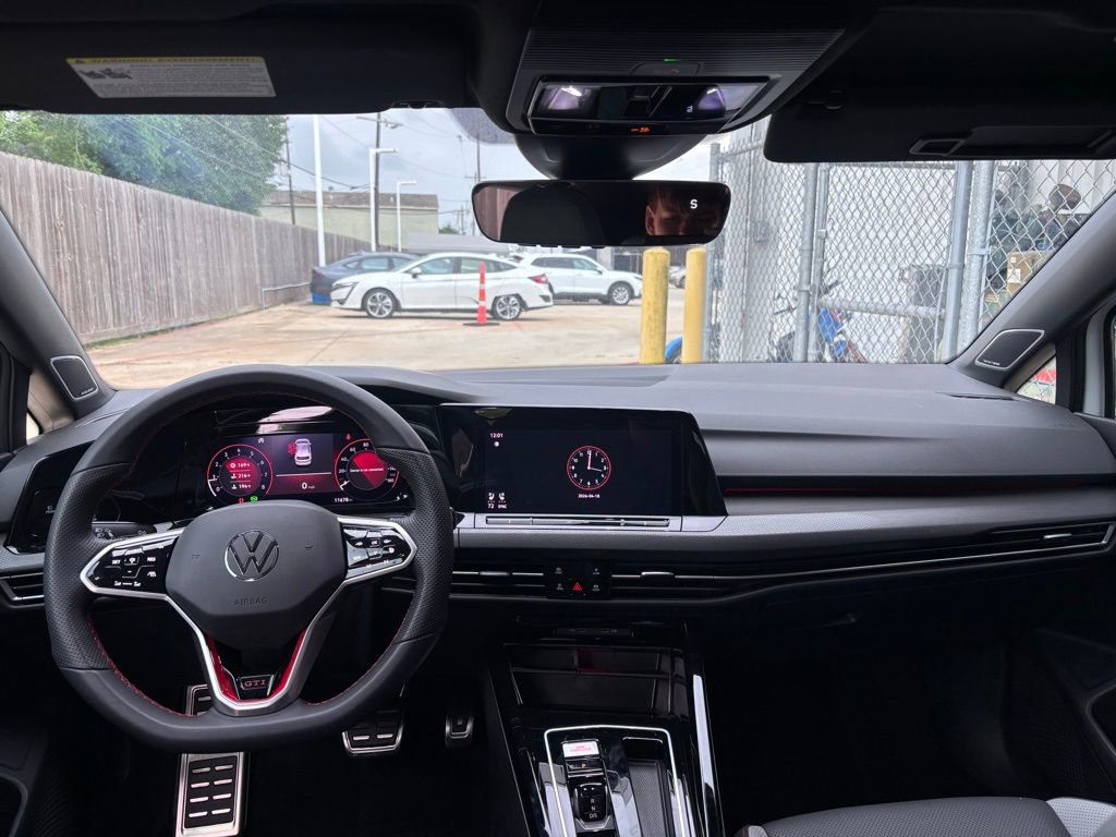 Used 2023 Volkswagen GTI Autobahn image 15