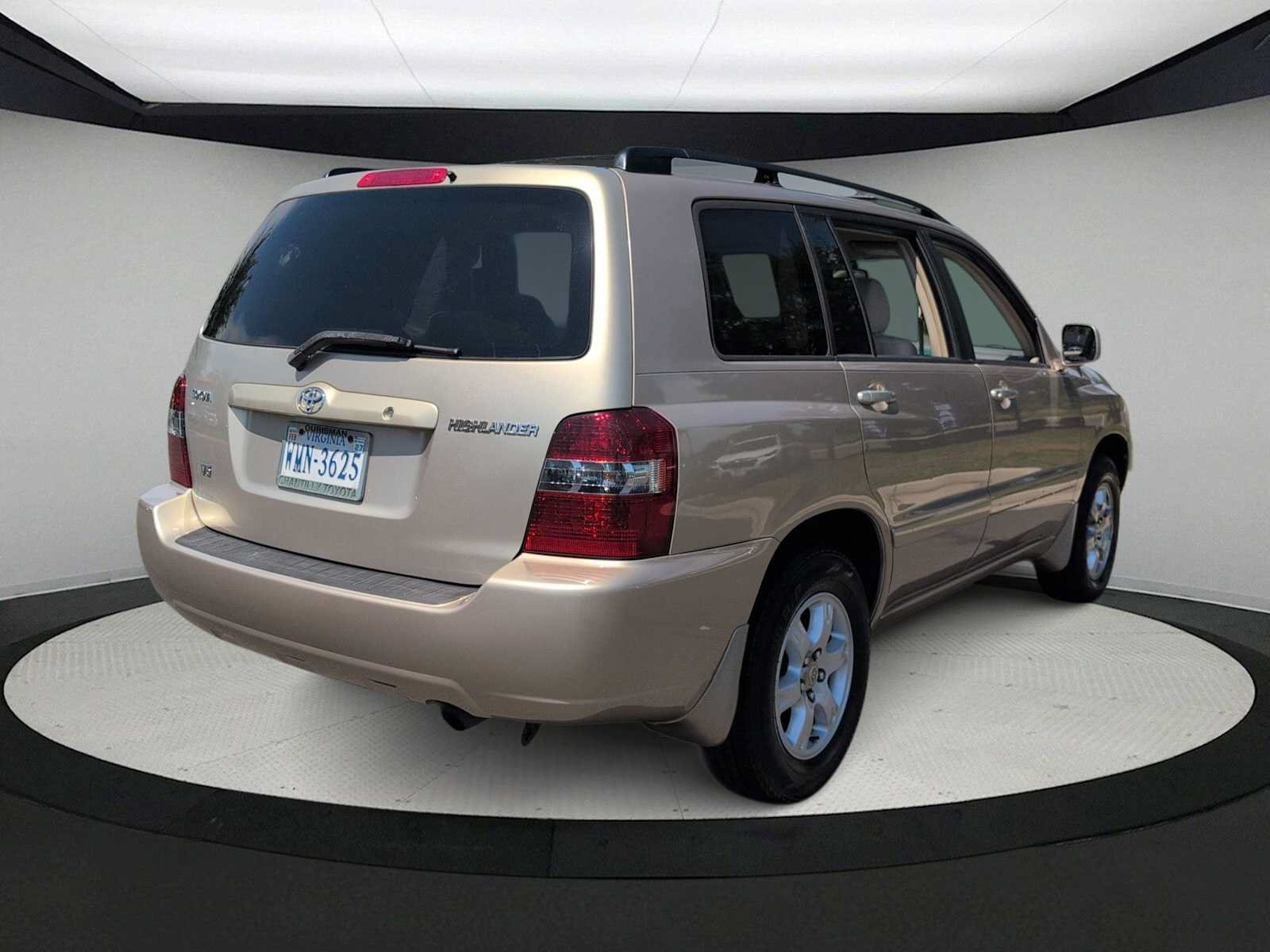 Used 2004 Toyota Highlander 2WD V6 image 8