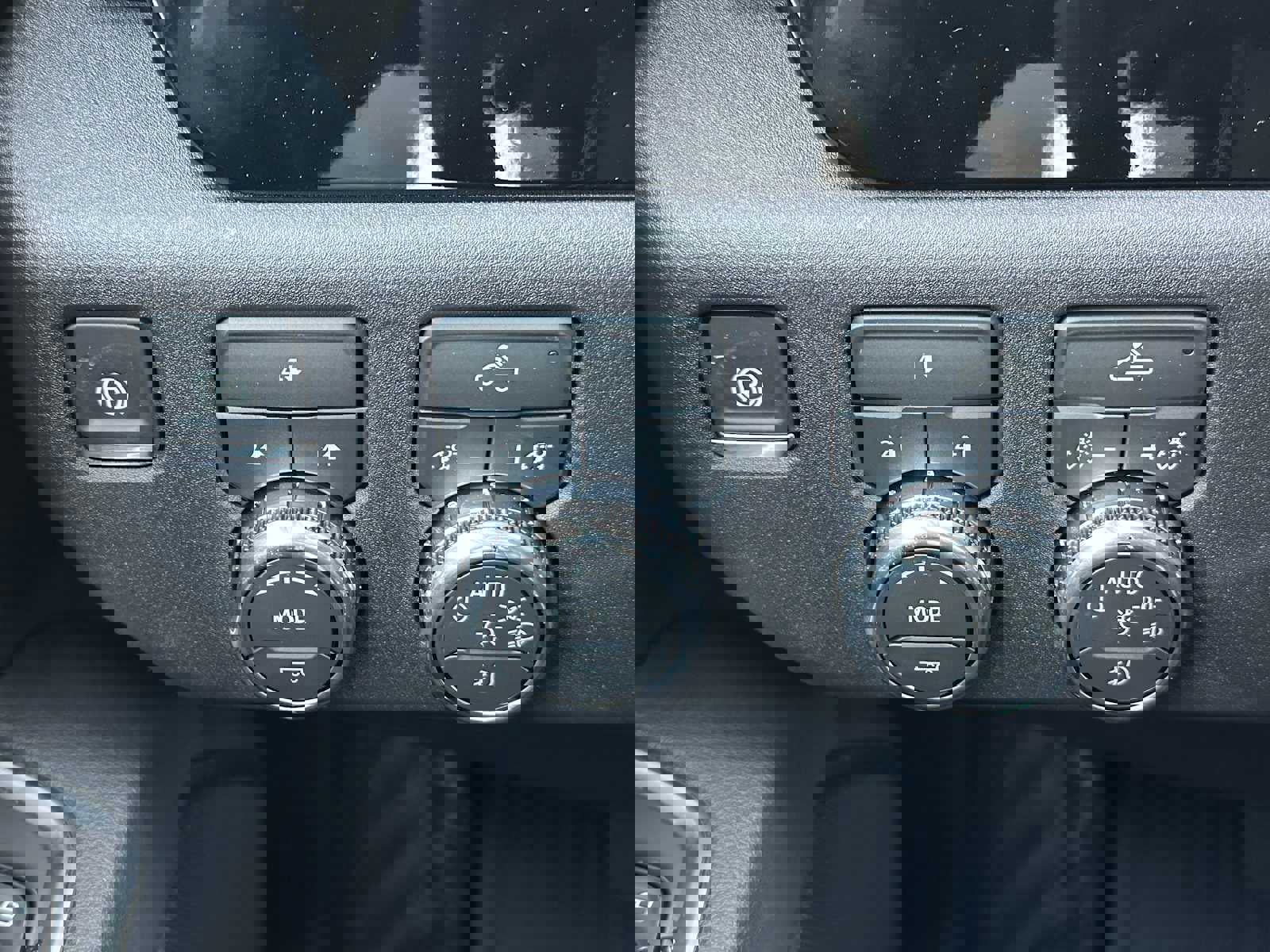 New 2026 GMC Sierra 2500 SLE image 30