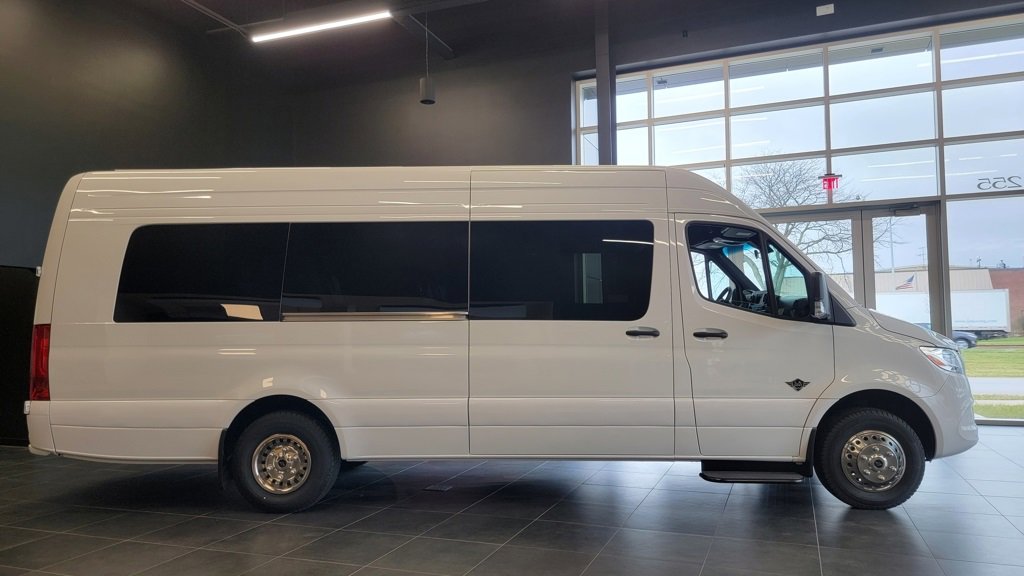 New 2024 Mercedes-Benz Sprinter 3500