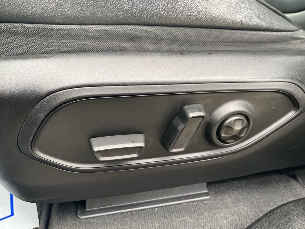 Used 2023 Jeep Grand Cherokee L Limited image 24