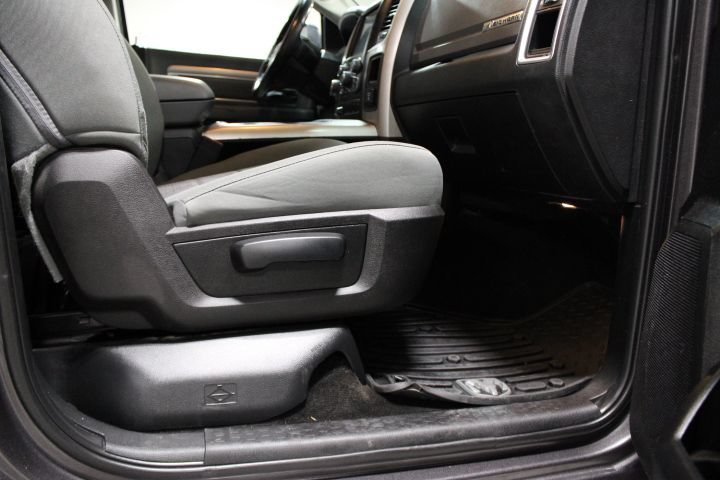 Used 2017 RAM 1500 Big Horn AWD/4WD image 27