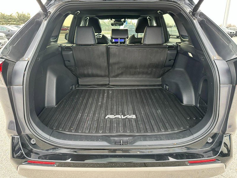 Used 2024 Toyota RAV4 XSE image 5