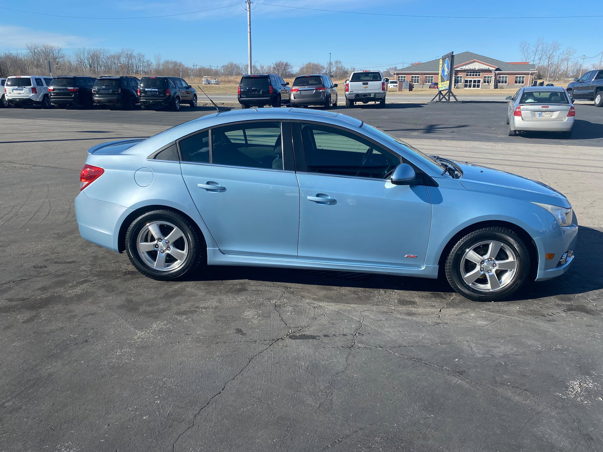Used 2012 Chevrolet Cruze LT w/ All-Star Edition FWD image 4