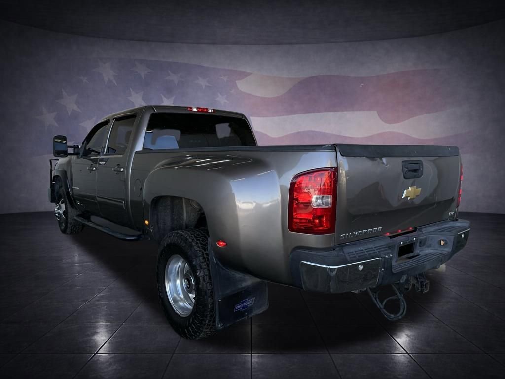 Used 2013 Chevrolet Silverado 3500 LTZ w/ LTZ Plus Package image 3