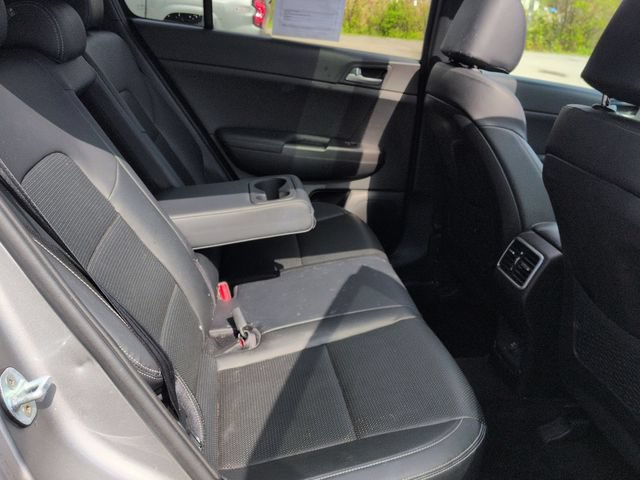Used 2020 Kia Sportage S w/ S Sunroof Package AWD/4WD image 28