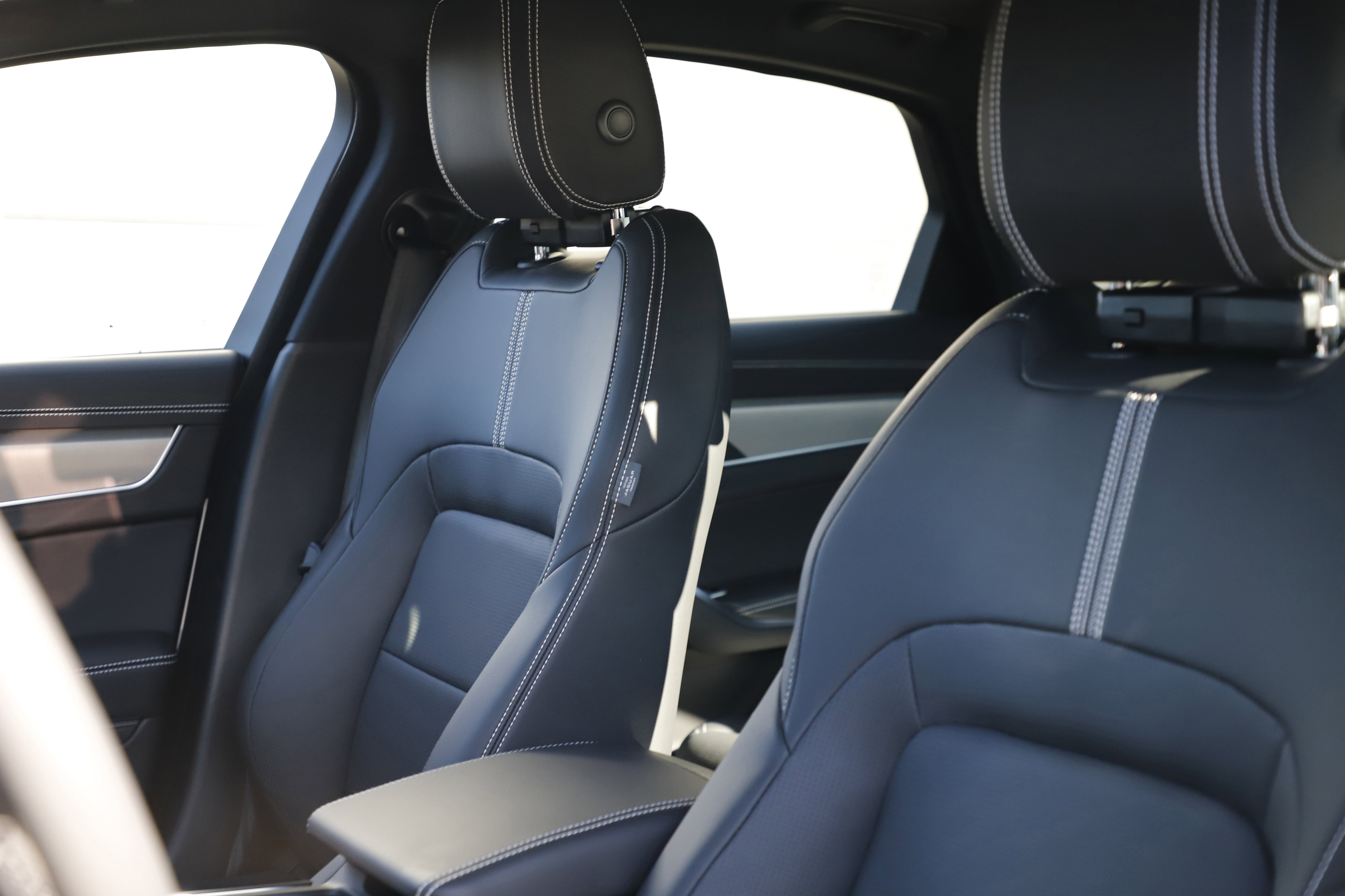 New 2024 Jaguar XF R-Dynamic SE image 22