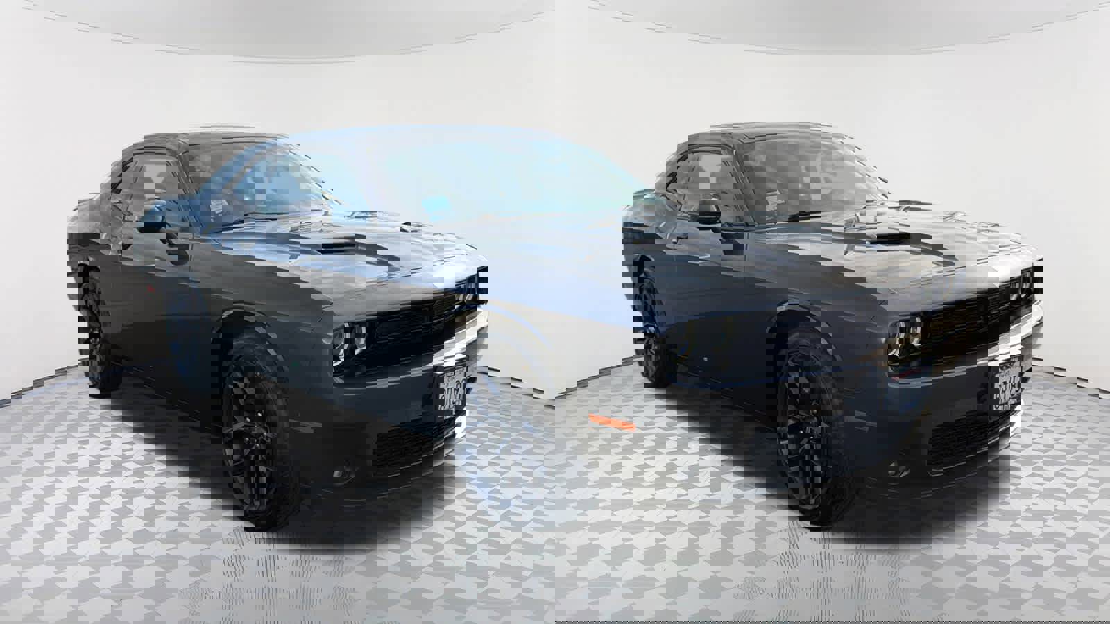 Used 2020 Dodge Challenger SXT w/ Blacktop Package image 3