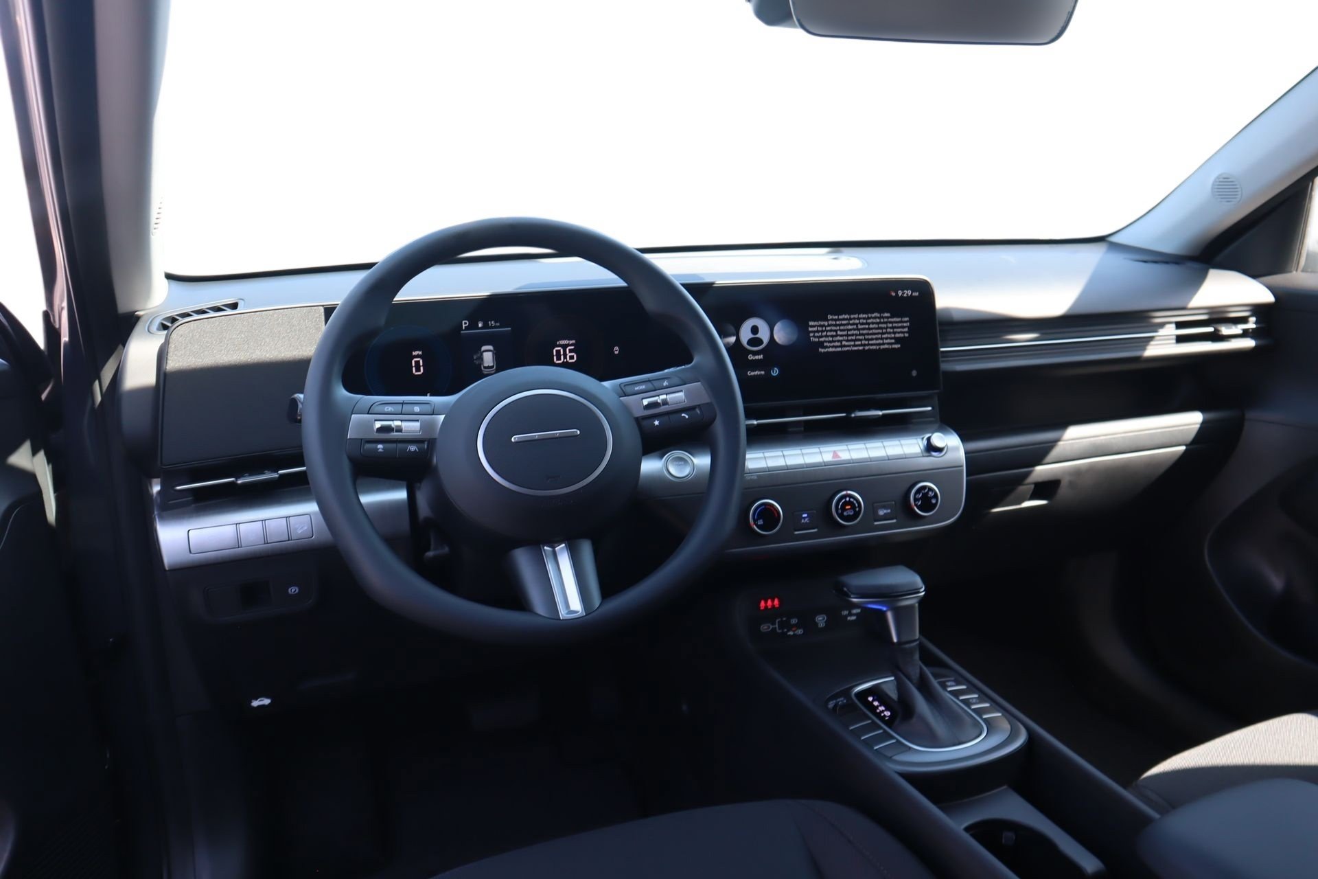 New 2027 Hyundai Kona SE FWD image 10