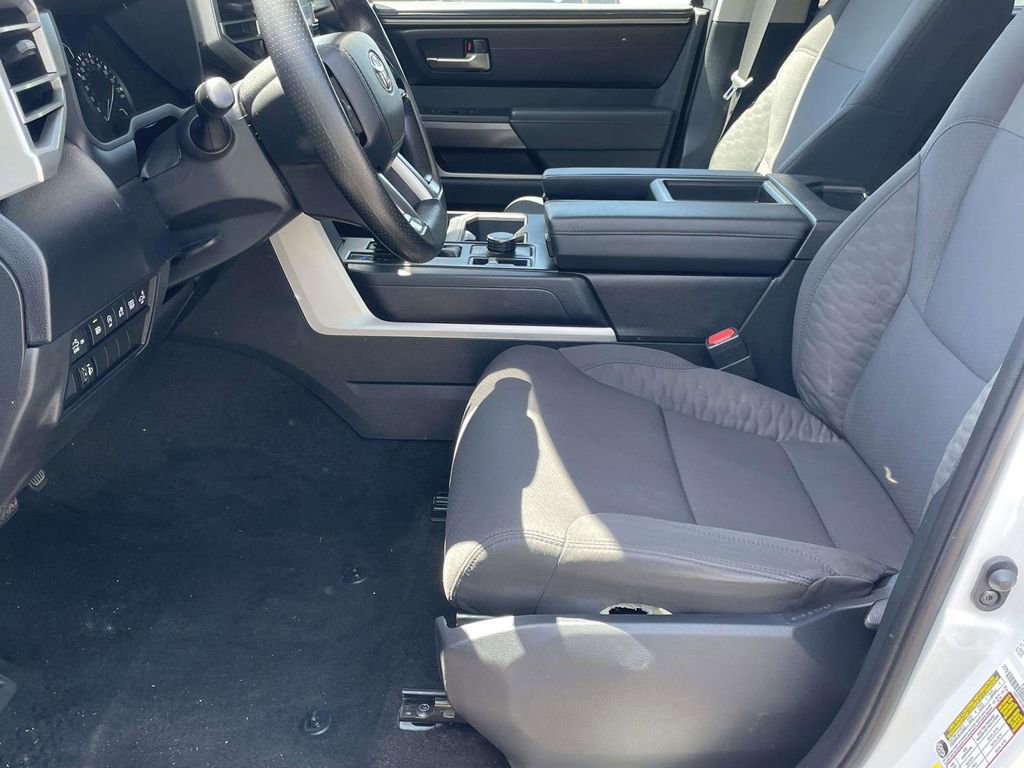 Used 2022 Toyota Tundra SR5 w/ SR5 Convenience Package image 12