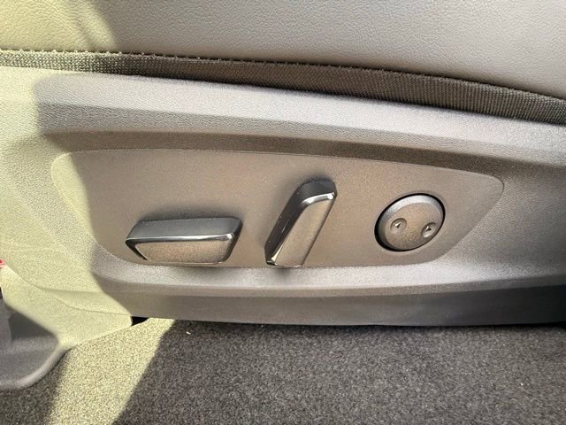 New 2026 Nissan Pathfinder SL image 13