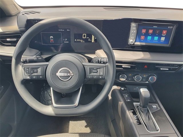 New 2025 Nissan Kicks S image 13