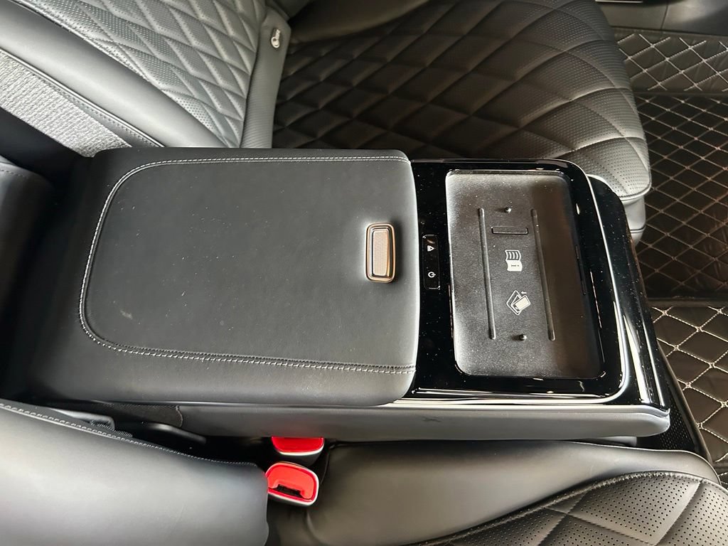 Used 2022 Mercedes-Benz S 580 4MATIC Sedan w/ Rear Seat Package image 29