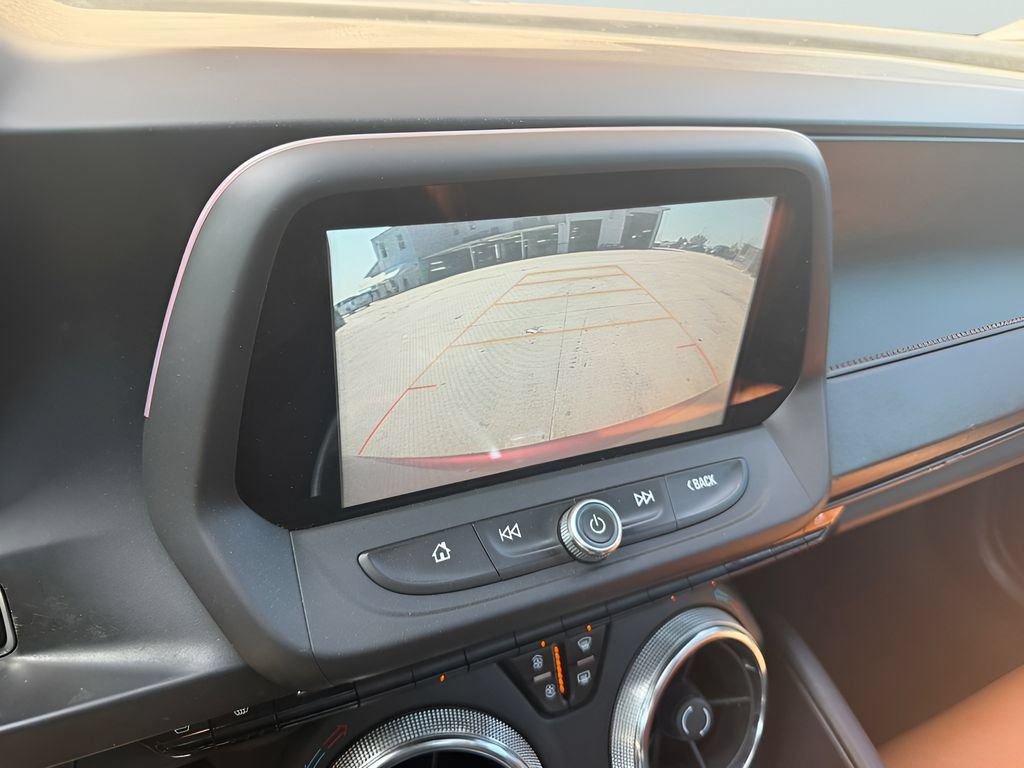 Used 2018 Chevrolet Camaro SS RWD image 18