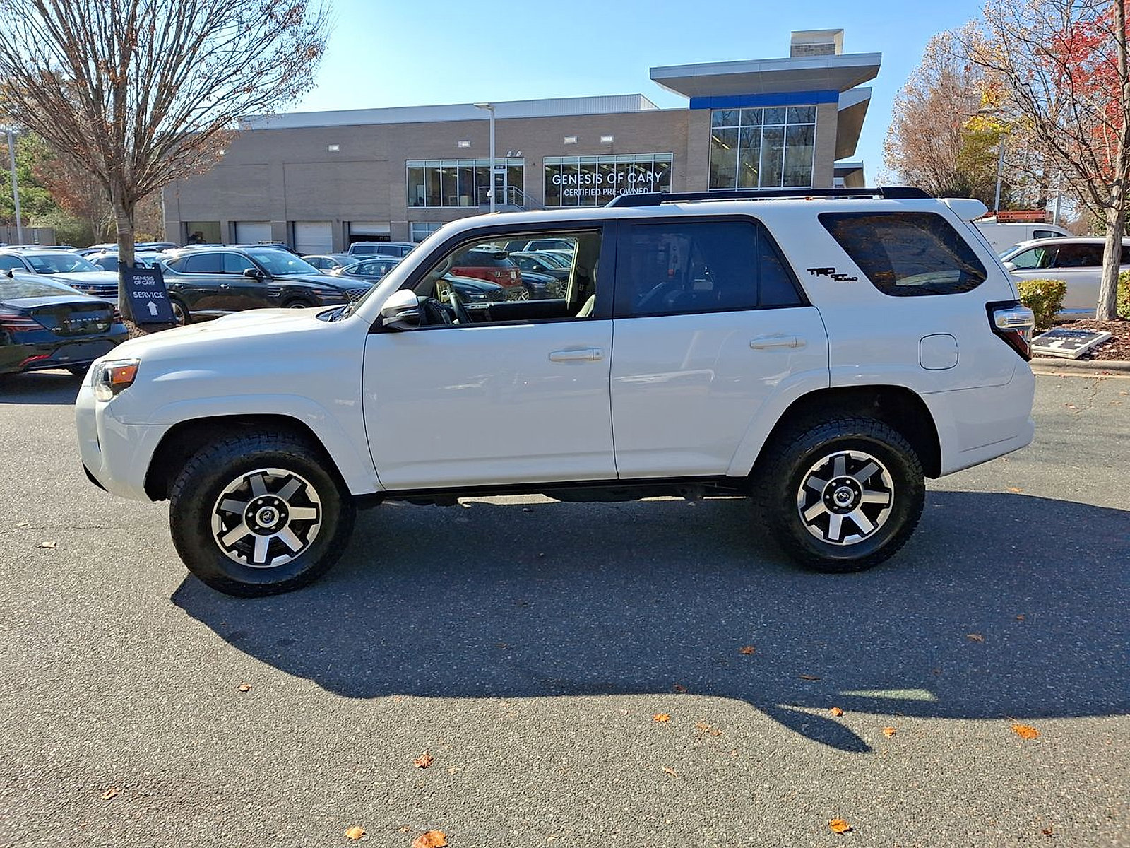 Used 2023 Toyota 4Runner TRD Off-Road Premium image 5