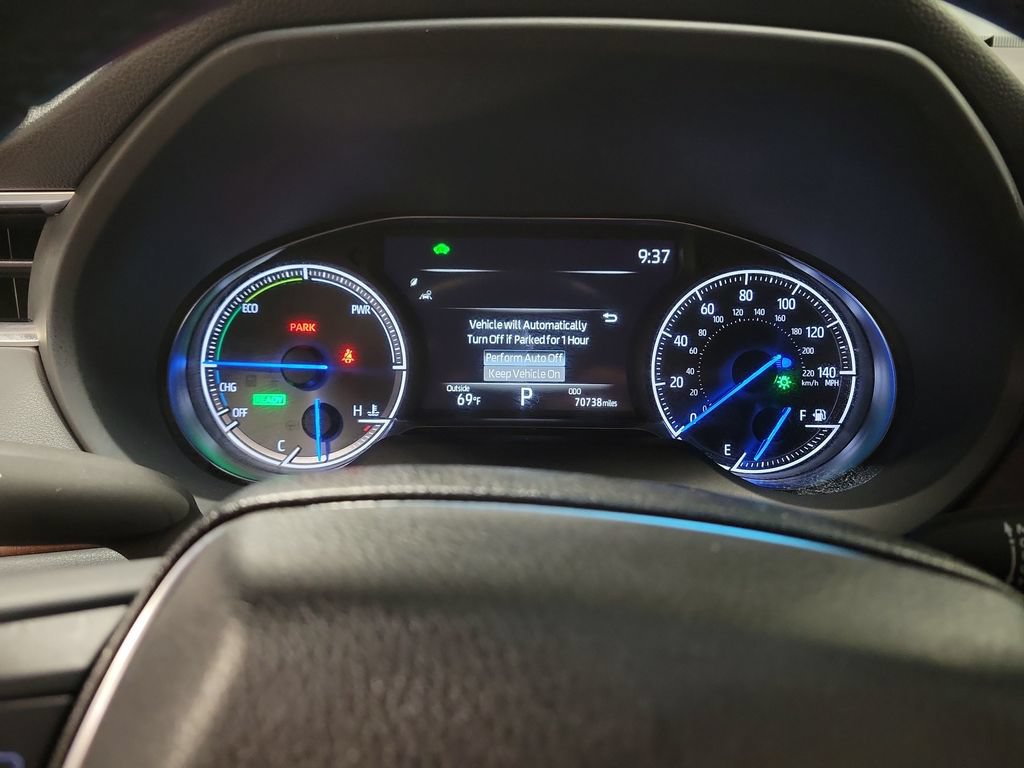 Used 2022 Toyota Venza XLE AWD/4WD image 25