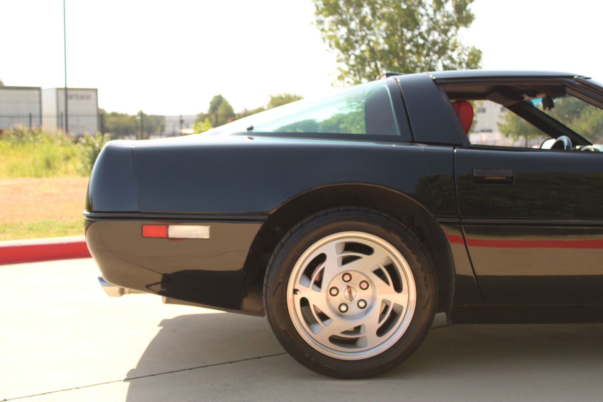 Used 1990 Chevrolet Corvette ZR-1 RWD image 31