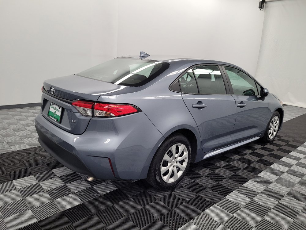 Used 2024 Toyota Corolla LE FWD image 9