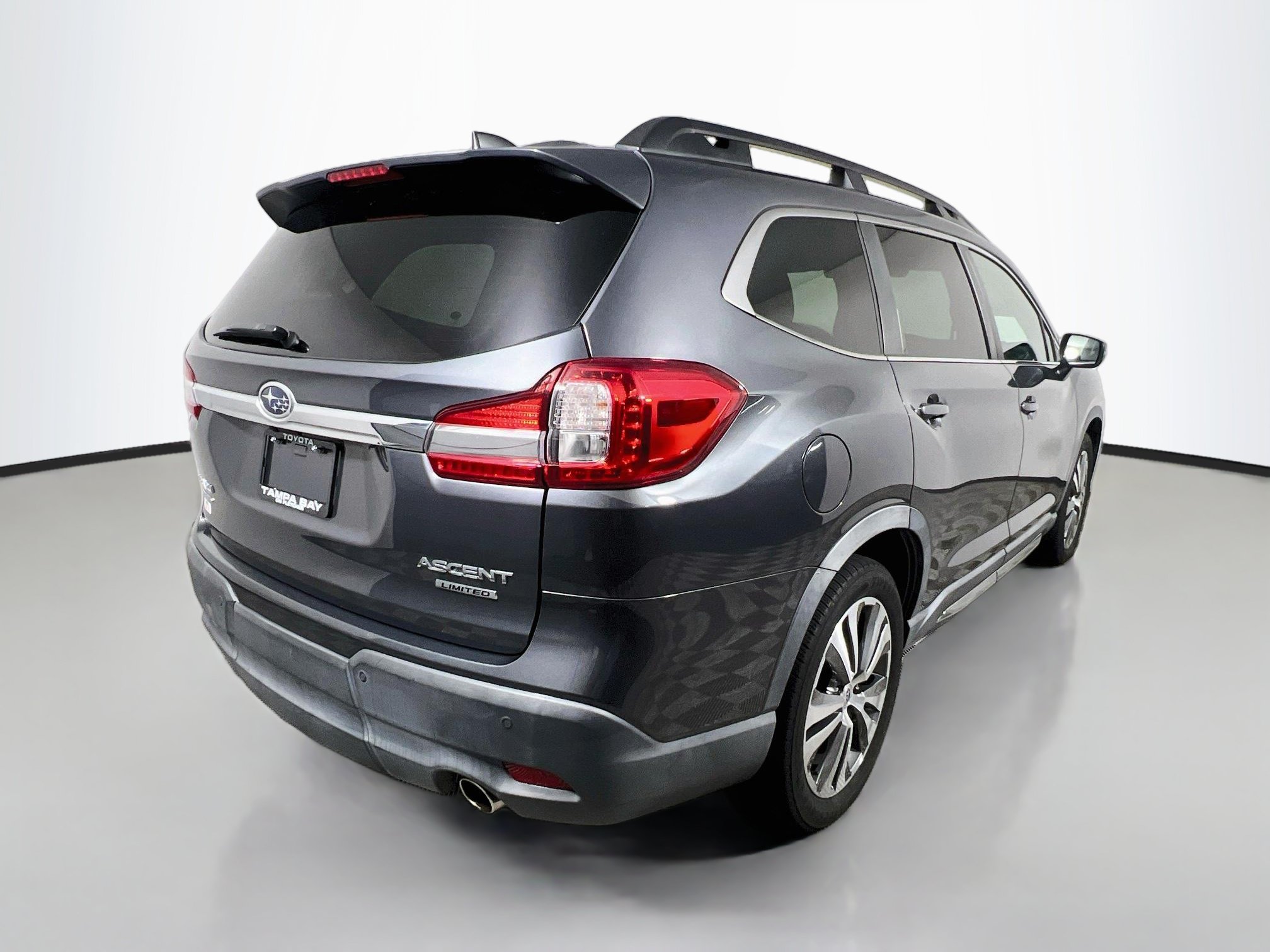 Used 2021 Subaru Ascent Limited AWD/4WD image 4