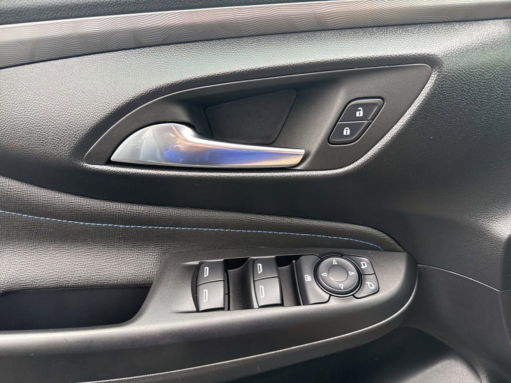Used 2025 Buick Envista Sport Touring FWD image 19