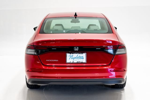 Used 2025 Honda Accord SE image 25