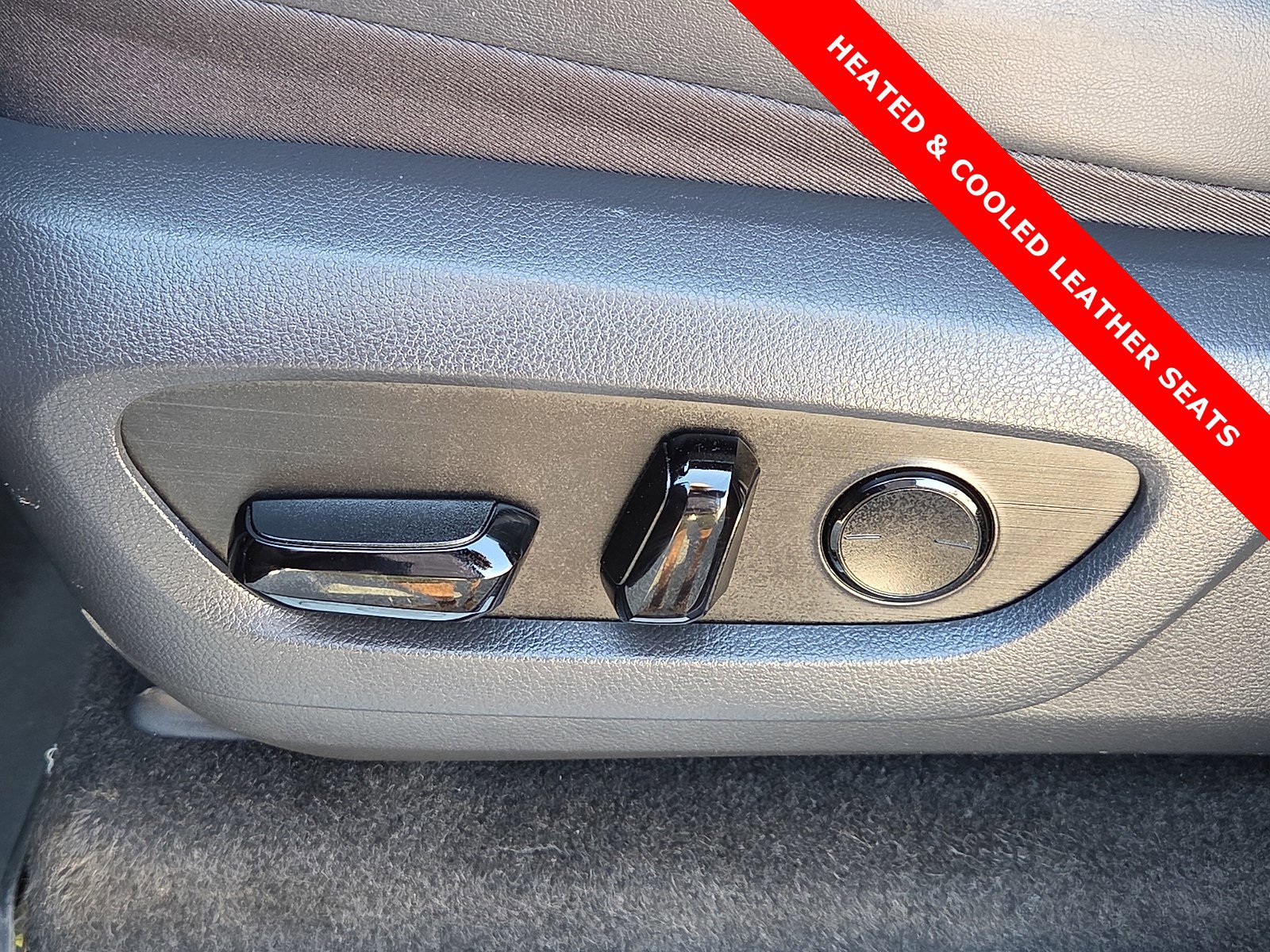 Used 2024 Lexus GX 550 GX 550 Premium+ w/ Accessory Package (Z1) image 16