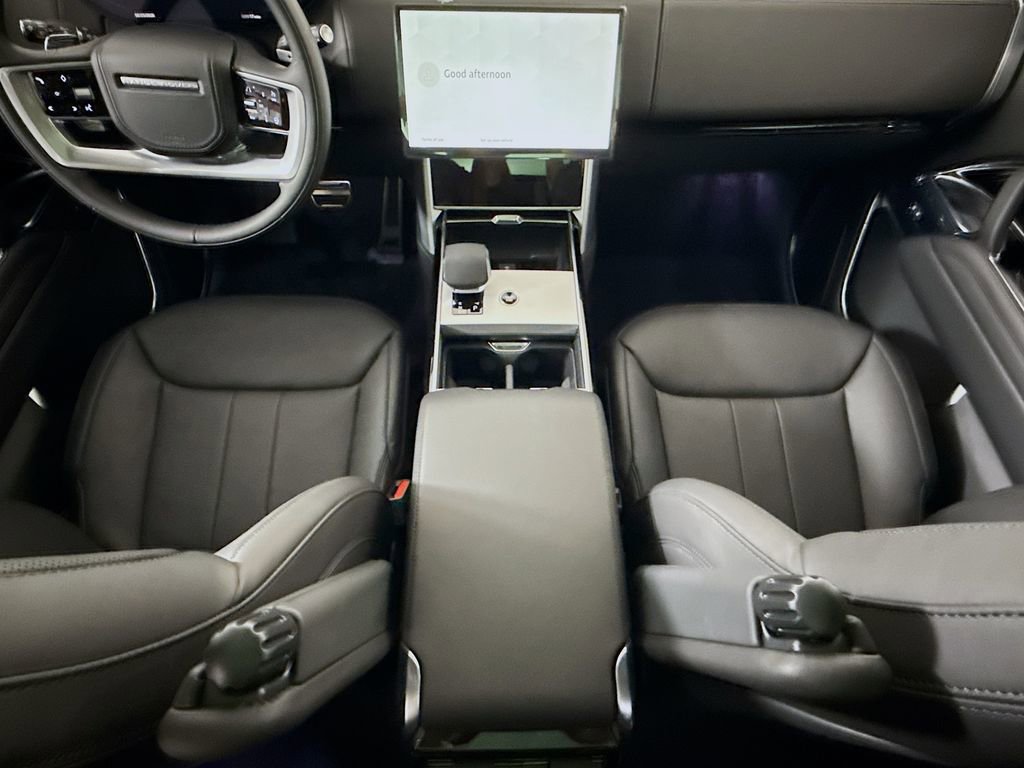New 2026 Land Rover Range Rover Long Wheelbase SE image 15