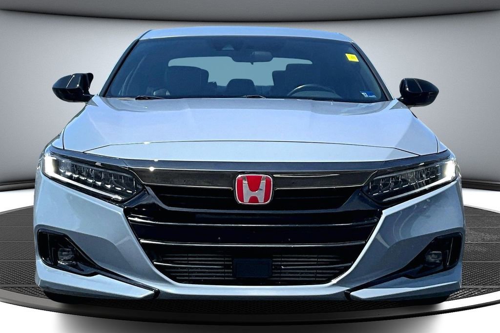 Used 2021 Honda Accord Sport image 2