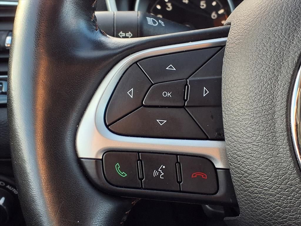 Used 2020 Jeep Compass Limited image 29