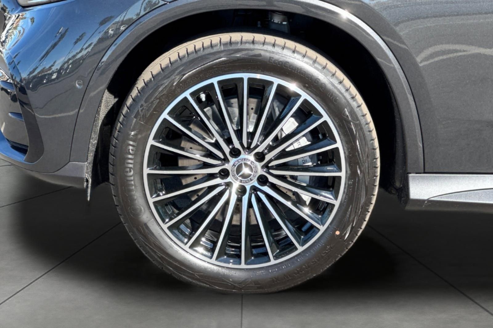 New 2026 Mercedes-Benz GLC 300 image 5