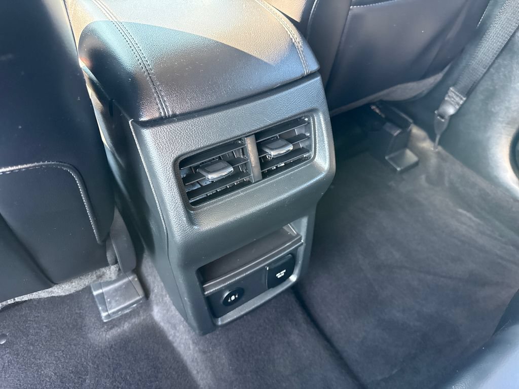 Used 2024 Ford Edge SEL w/ Convenience Package AWD/4WD image 18
