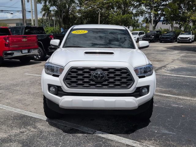 Used 2022 Toyota Tacoma TRD Sport w/ Technology Package image 2