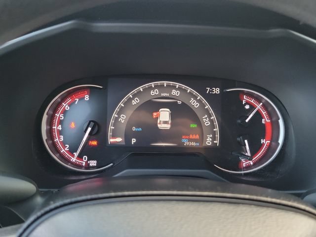 Used 2024 Toyota RAV4 XLE FWD image 17