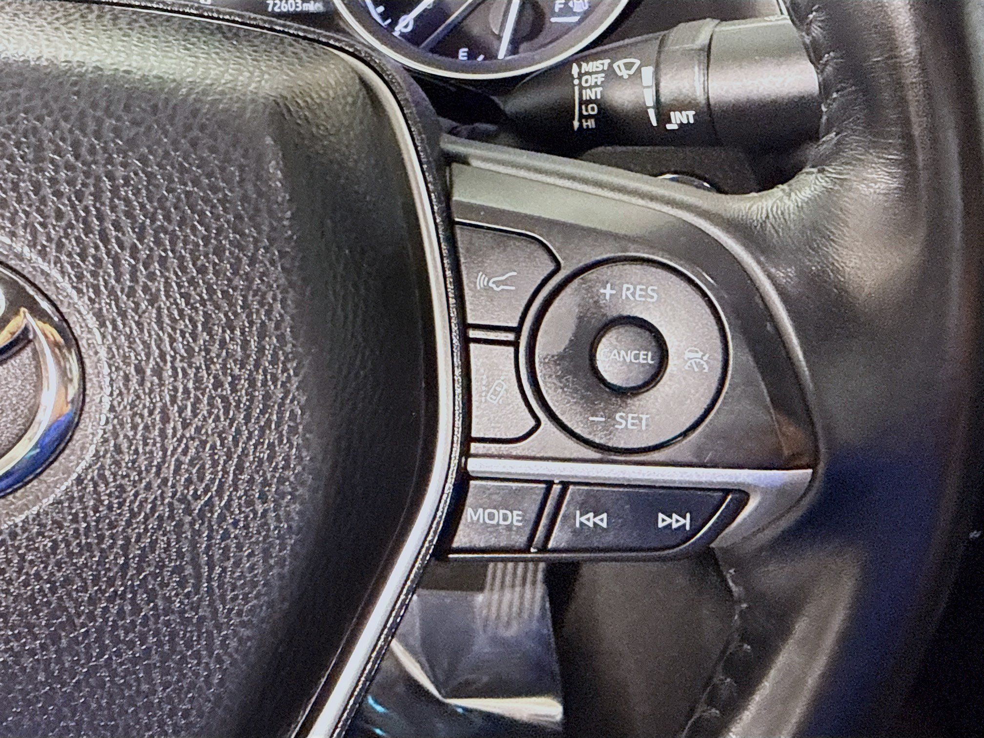 Used 2022 Toyota Camry XLE FWD image 15