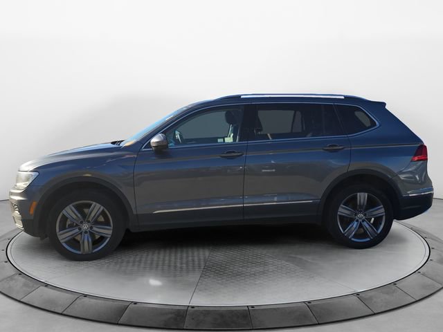 Used 2020 Volkswagen Tiguan SEL image 2