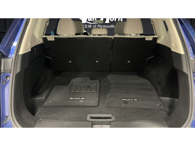 Used 2021 Nissan Rogue SV AWD/4WD image 24