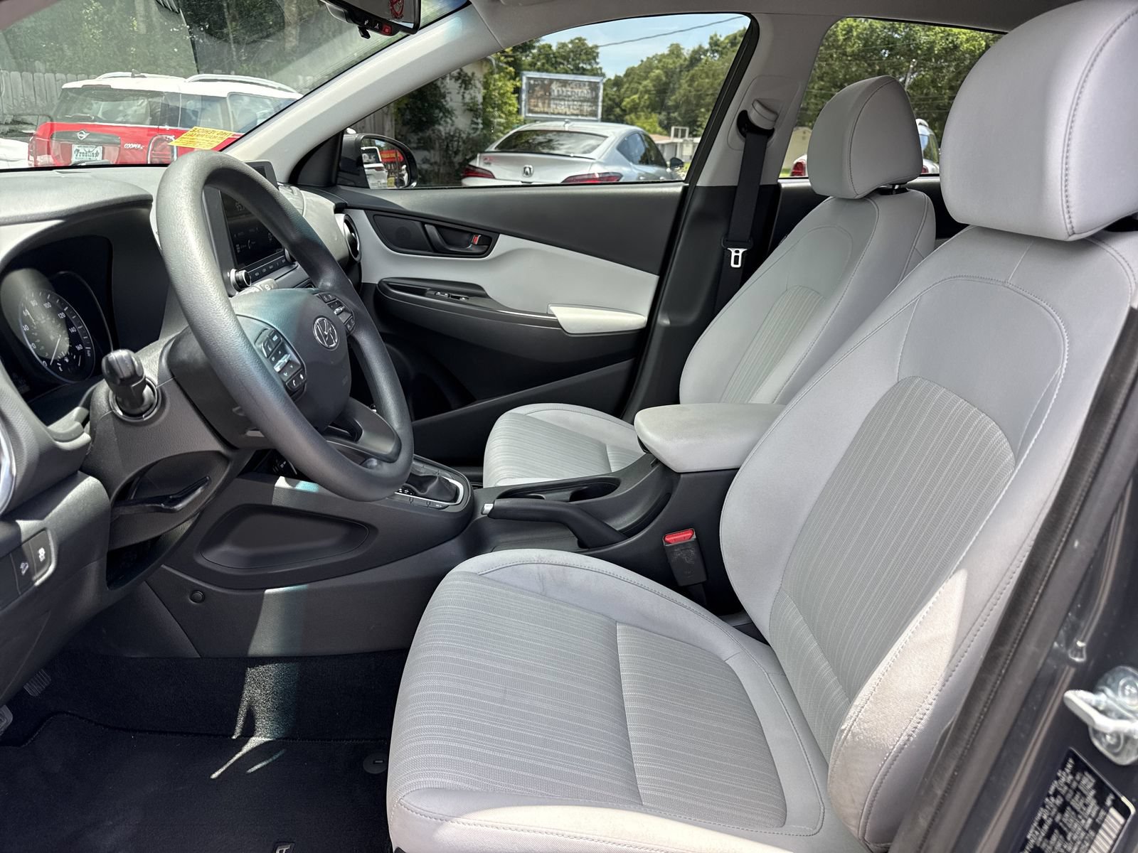 Used 2023 Hyundai Kona SEL AWD/4WD image 9