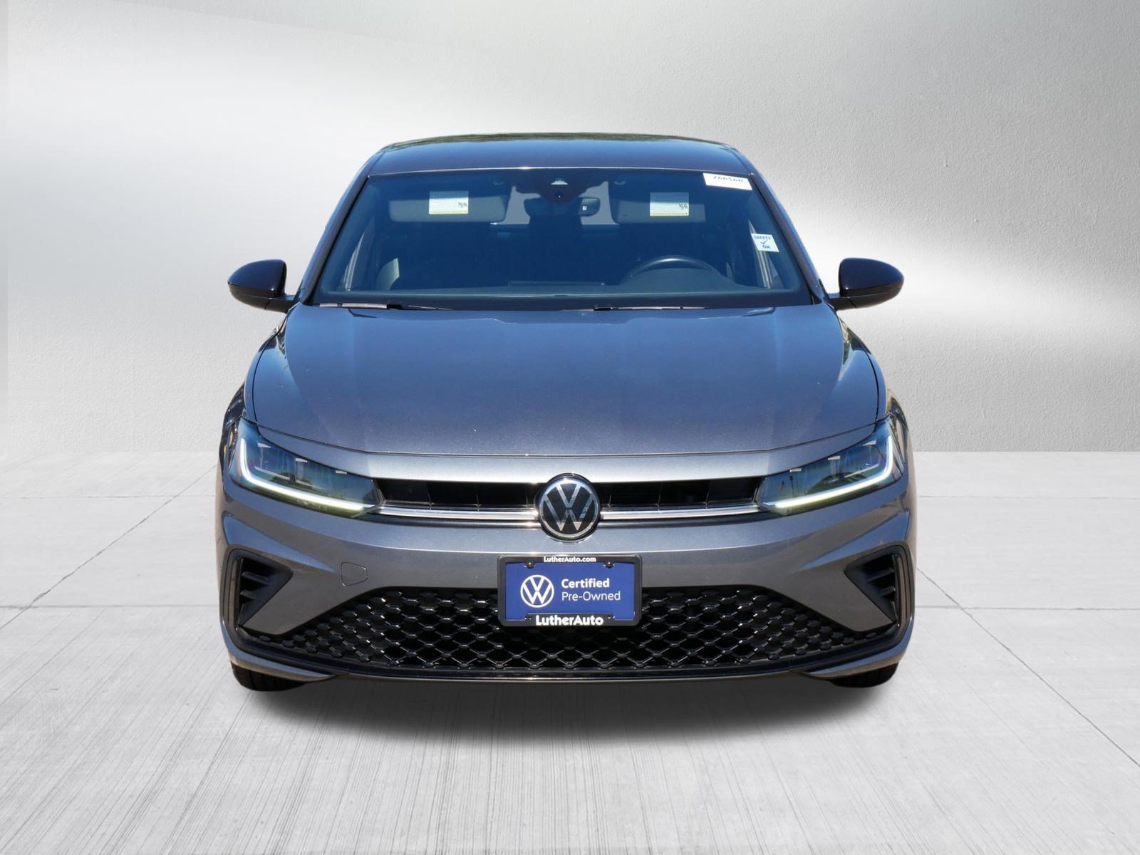 Certified 2025 Volkswagen Jetta Sport FWD image 2