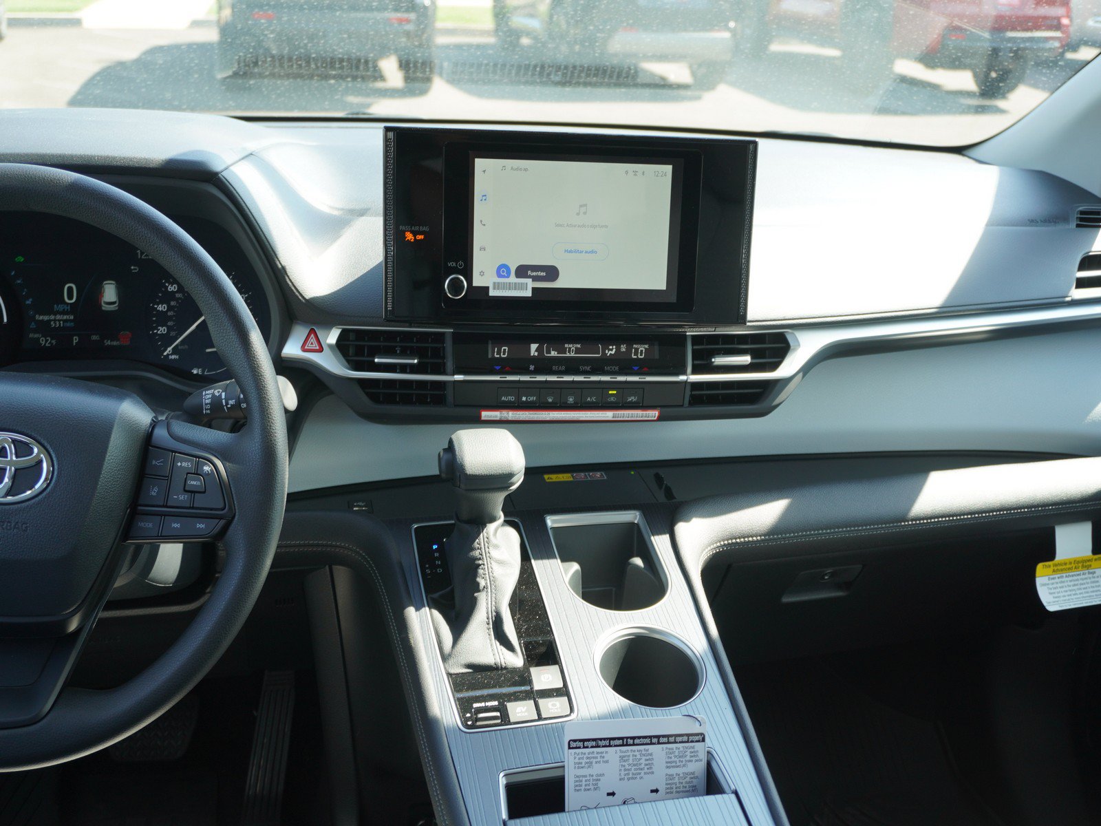 New 2026 Toyota Sienna LE FWD image 14