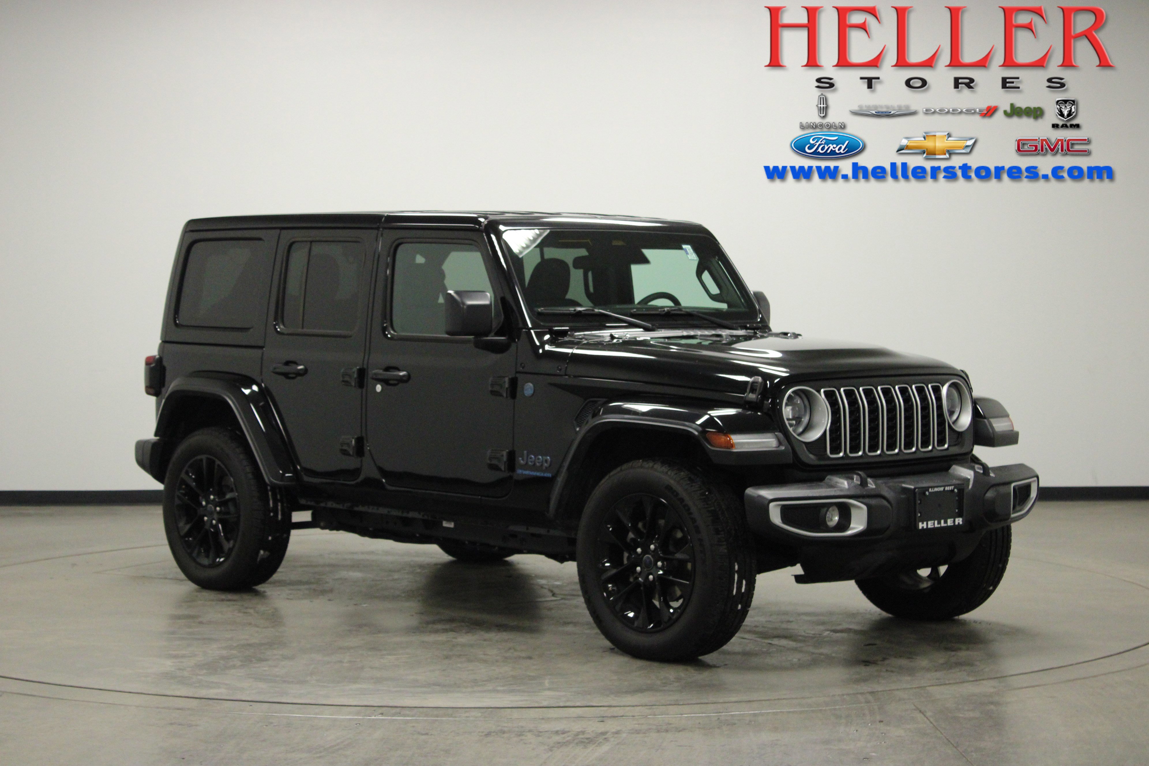 Used 2025 Jeep Wrangler Unlimited Sahara w/ Safety Group AWD/4WD image 1