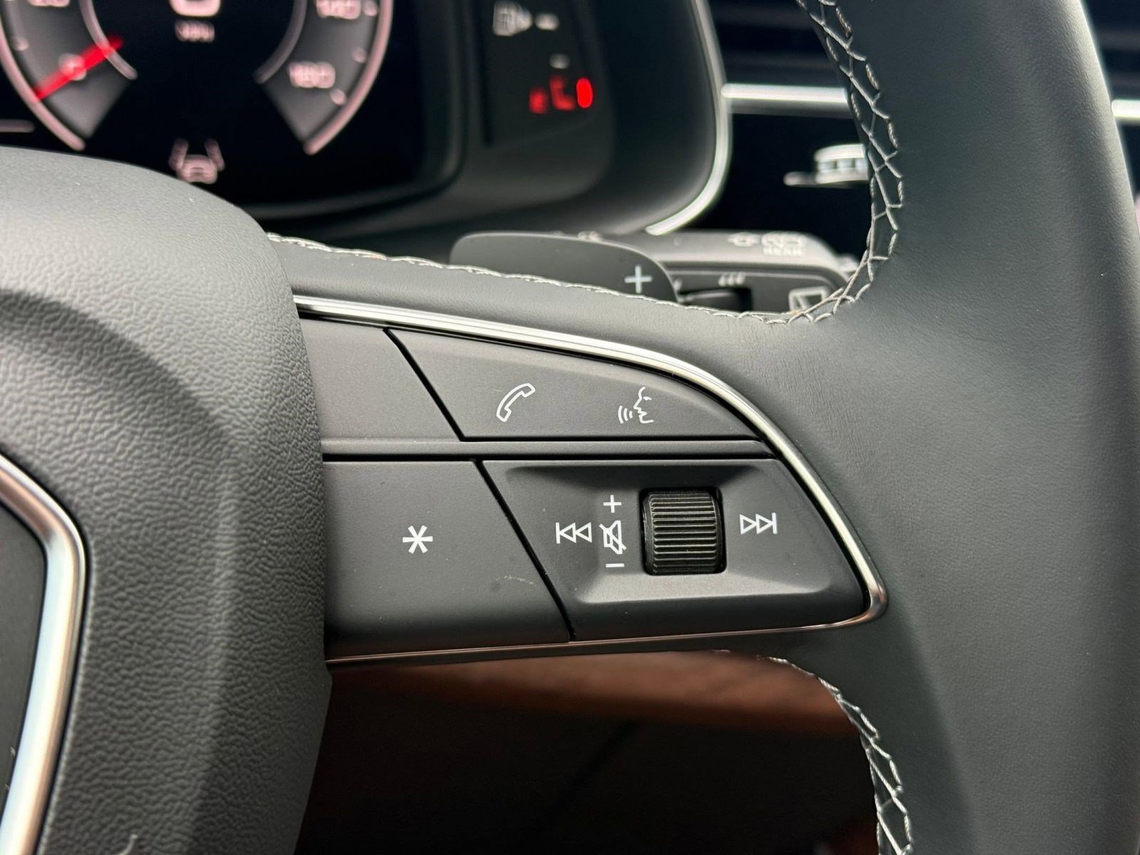 New 2026 Audi Q7 2.0T Premium image 29