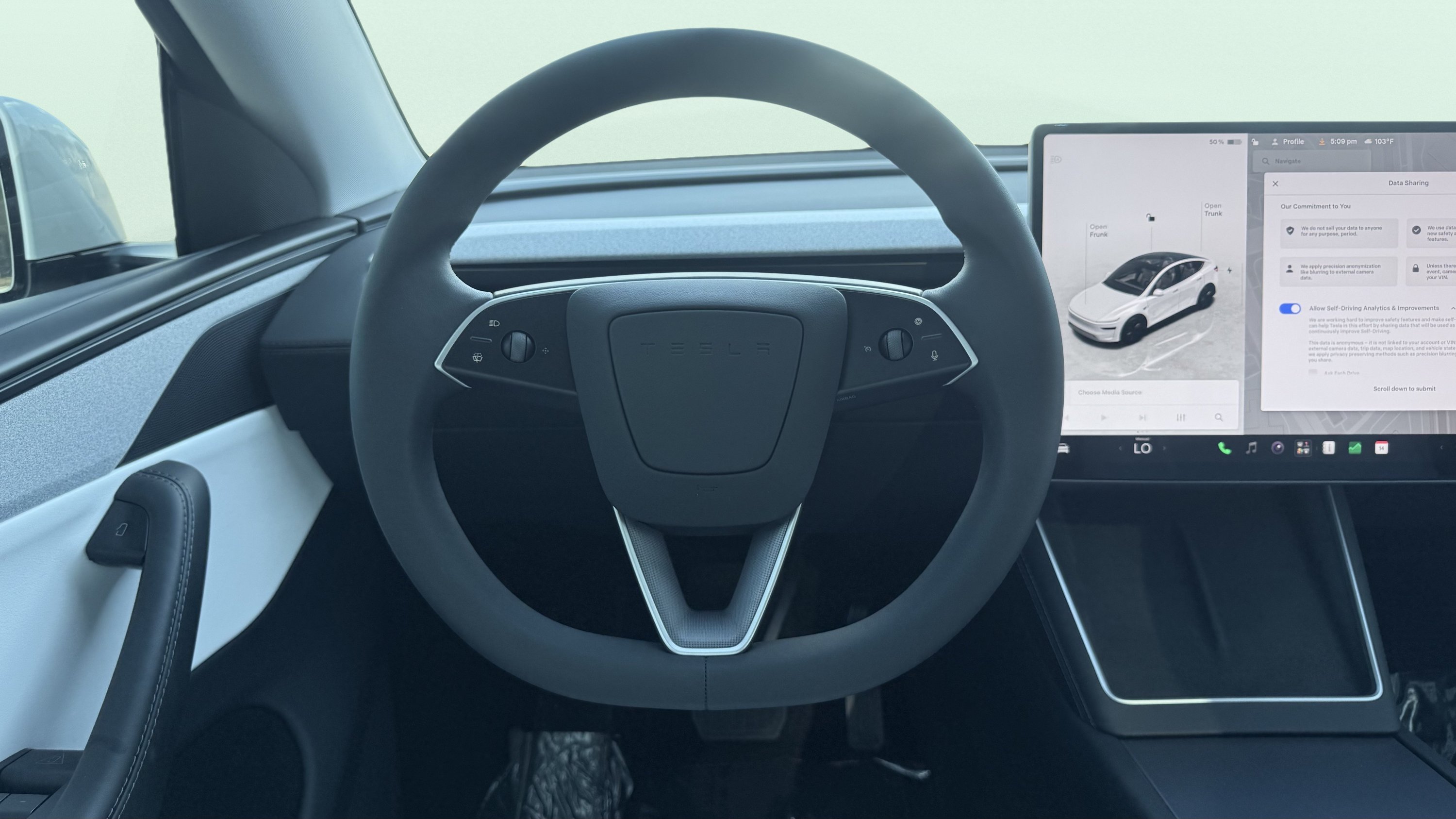 Used 2026 Tesla Model Y 2WD image 59