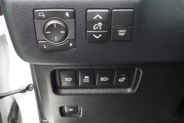 Used 2023 Lexus GX 460 Premium image 13