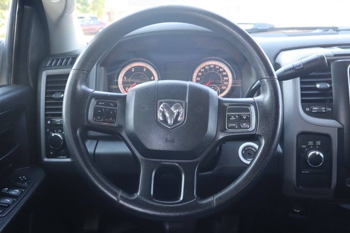 Used 2018 RAM 2500 Tradesman w/ Chrome Appearance Group AWD/4WD image 18
