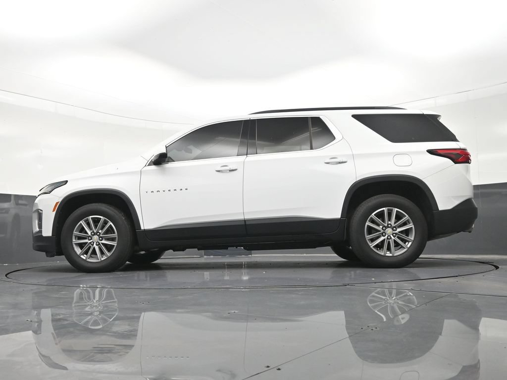 Used 2023 Chevrolet Traverse LT FWD image 24