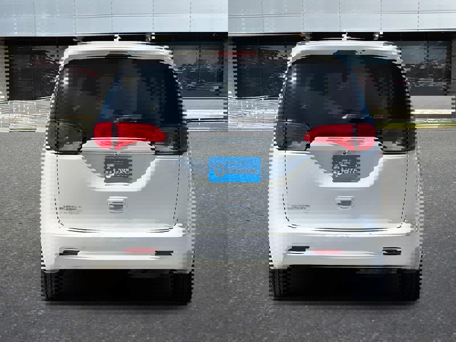 Used 2017 Chrysler Pacifica LX w/ Tire & Wheel Group image 8