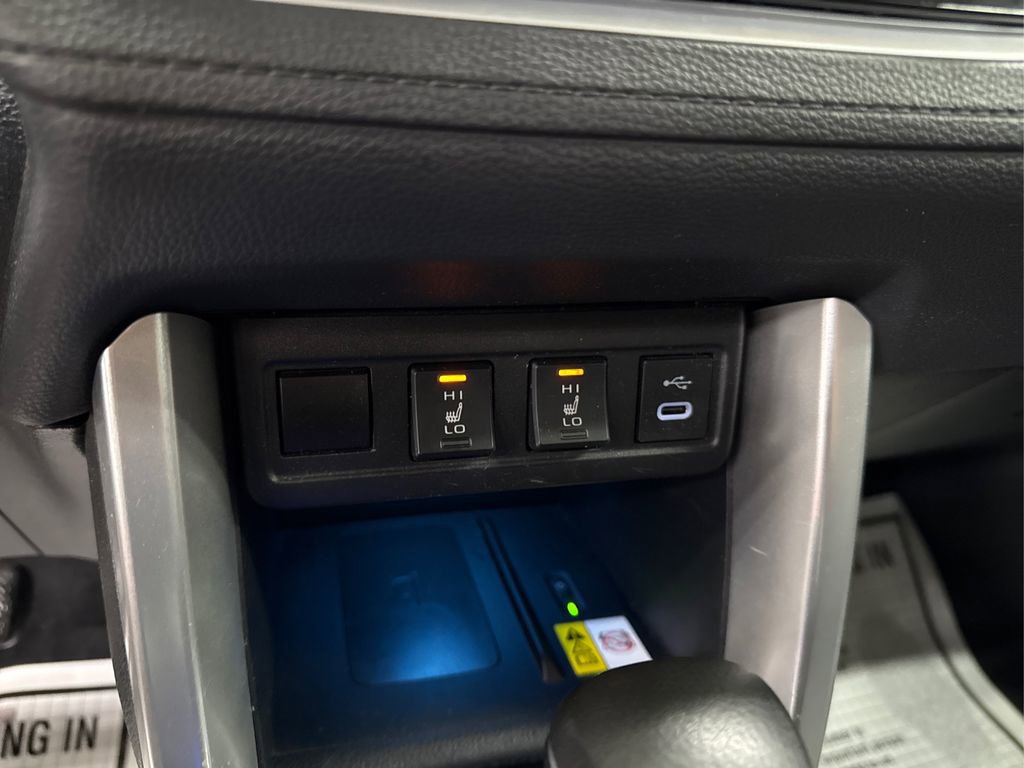 Used 2023 Toyota Corolla Cross XLE w/ Convenience Package image 34